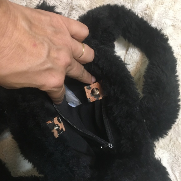 Madden girl faux fur leopard print tote - Picture 6 of 8